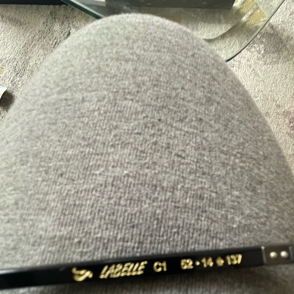 Vinyl Factory New - Picture 6 of 6